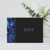 Modern Blue Floral Wedding RSVP Kaartje (Staand voorkant)