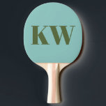 Modern Blue Green Monogram Initialen op maat Tafeltennisbatje<br><div class="desc">Maak uw spel uniek voor u met deze Modern Blue Green Monogram Initialen Gepersonaliseerde Ping Pong Paddle. Met gedurfde, eigentijdse typografie in tinten blauw en groen, toont deze paddle uw aangepaste initialen in een strak, stijlvol ontwerp. Perfect voor het toevoegen van een persoonlijke touch aan uw wedstrijden of als een...</div>