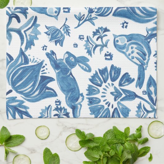Modern Blue Jacobean Floral Rabbit Bird Pattern Theedoek (Gevouwen)