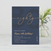 Modern Blue Navy & Gold 80th Birthday Invitation Kaart (Staand voorkant)