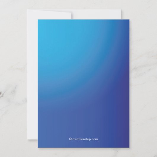 Modern Blue Ombre Garland Cross Boy Communion Kaart (Achterkant)