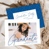 Modern Blue Script Photo Graduation Party Kaart