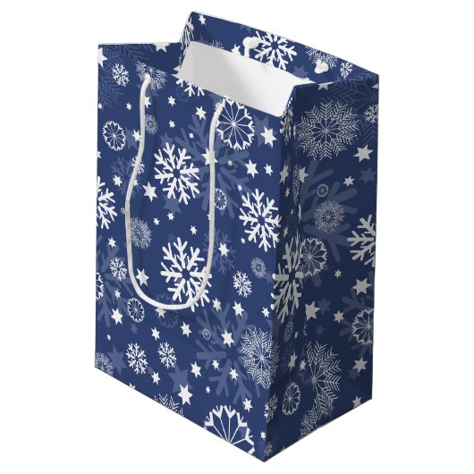 Modern Blue Snowflake kerstfeestdag cadeautas (Achterkant Gekanteld)