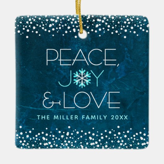 Modern Blue Snowflake Peace Joy Love Custom Name Keramisch Ornament (Voorkant)