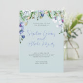 Modern Blue, White en Green Floral Blue Wedding Kaart (Staand voorkant)