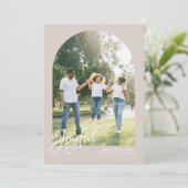 Modern Blush Arch Joyful Merry Kerstmis Feestdagenkaart (Staand voorkant)