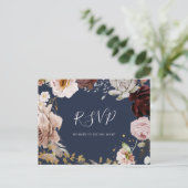 Modern Blush Floral | Navy Song Request RSVP Briefkaart (Staand voorkant)