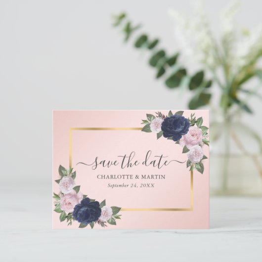 Modern Blush Navy Blue Gold Floral Save the Date Aankondigingskaart (Staand voorkant)