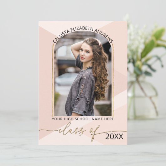 Modern Blush Pink Geometric Photo Afstuderen Aankondiging (Staand voorkant)