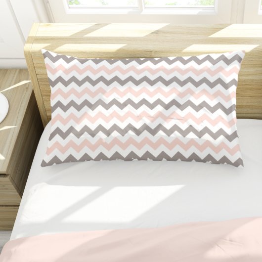 Modern Blush Pink Gray Chevron Pattern Kussensloop