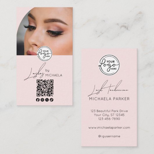 Modern Blush Pink Script Logo QR Code Photo Lashes Visitekaartje (Voorkant / Achterkant)