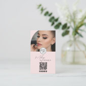 Modern Blush Pink Script Logo QR Code Photo Makeup Visitekaartje (Staand voorkant)
