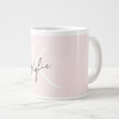 Modern Blush Roos Gepersonaliseerde Monogram Naam  Grote Koffiekop (Voorkant rechts)