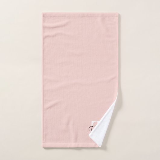 Modern Blush Roze Monogram Naam Vrouwelijk Script Bad Handdoek (Handdoek)