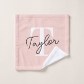 Modern Blush Roze Monogram Naam Vrouwelijk Script Bad Handdoek (Wasdoekje)