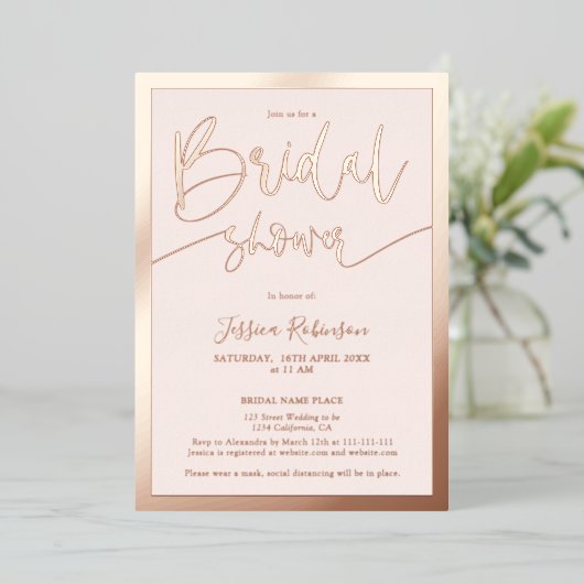 Modern blush roze script trendy vrijgezellenfeest  folie uitnodiging (Staand Voorkant)