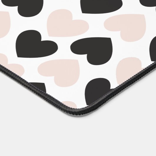 Modern Blush Roze Zwart Liefde Harten Patroon Bureaumat (Hoek)