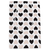 Modern Blush Roze Zwart Liefde Harten Patroon Medium Cadeauzakje (Voorkant)