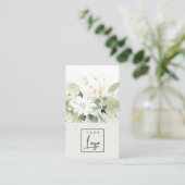 Modern Boho Abstract Groen Wit Bloemen Logo Visitekaartje (Staand voorkant)