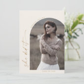 Modern Boho Arch Cream Ze maakte het Foto Afstuder Aankondiging (Staand voorkant)