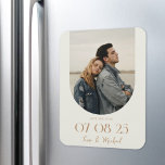 Modern Boho Arch Photo Ivory Tan Save the Date Magneet<br><div class="desc">Moderne bruiloft bespaart de datummagneet met elegant chic design en minimalistische boho-stijl met uw foto in een lijst van boog.</div>