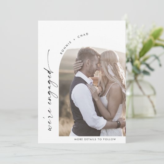 Modern Boho Arch Photo Verloving Aankondiging (Staand voorkant)