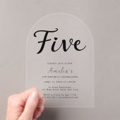 Modern Boho Black Script Eenvoudige 5e verjaardag Acryl Uitnodigingen (Insitu (Draagbaar))