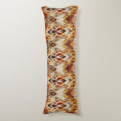 Modern Boho Neutrals Brown Oranje Ikat Tribal Lichaamskussen (Voorkant Verticaal)
