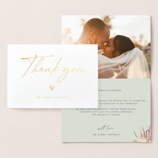Modern Boho Script Weddenschap Foto bedankt Folie Kaarten (Display)