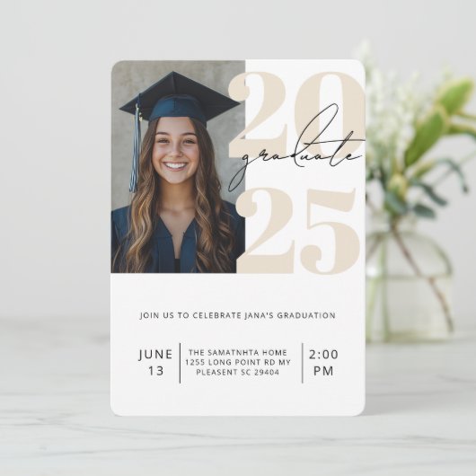 Modern Bold 2025 Afstuderen Foto Kaart (Staand voorkant)