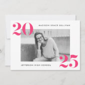 Modern Bold 2025 Hot Pink Photo Graduation Party Kaart (Voorkant)