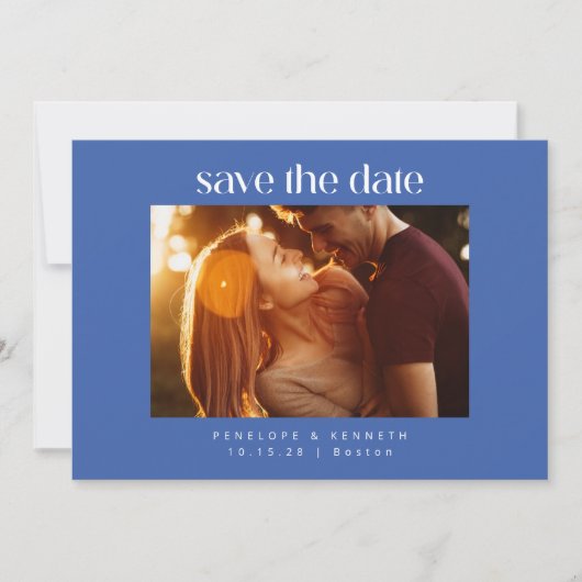 Modern Bold Blauw en Wit Foto Trouwzomer Save The Date (Voorkant)