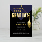 Modern Bold Blue Afstudeerder Pet Afstuderen Folie Uitnodiging (Staand Voorkant)