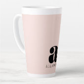 Modern Bold Blush Roze Monogram Naam Latte Mok (Linkerhoek)