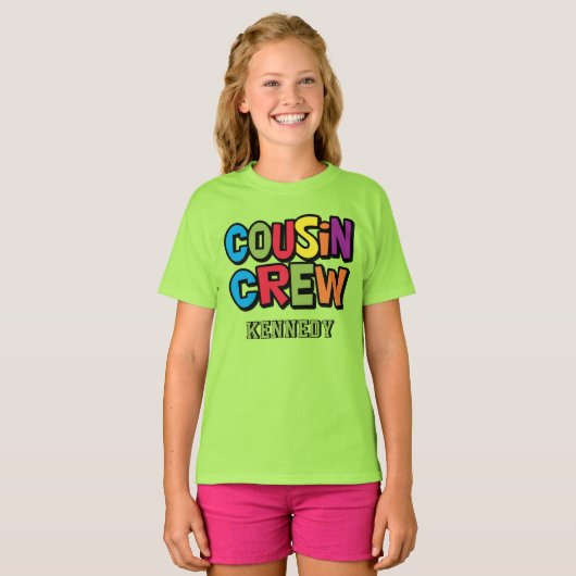 Modern Bold Colorful Cousin Crew Family Reunion T-shirt (Voorkant volledig)
