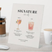 Modern Bold Font His & Hers Drinks Wedding Reclamebord Met Voetstuk (Insitu)