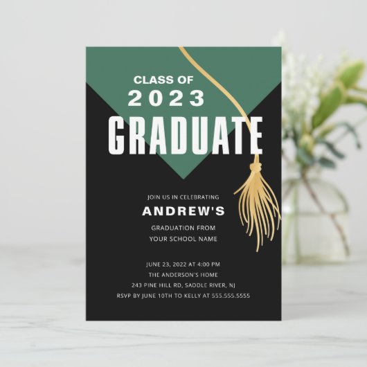 Modern Bold Green Pet Afstuderen Kaart (Staand voorkant)