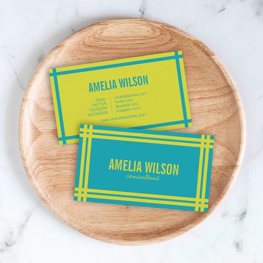 Modern Bold Levendig Blauw en Groen Social Media Visitekaartje