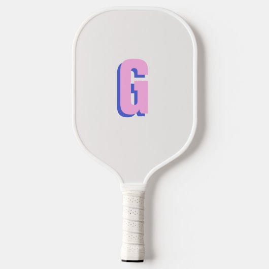 Modern bold monogrammed pink and blue  pickleball paddle (Achterkant)
