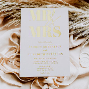 Modern bold Mr Mrs script zwarte foto bruiloft Folie Uitnodiging