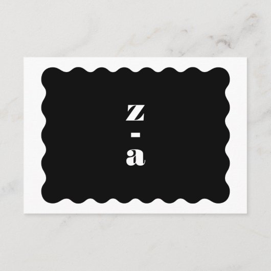 Modern Bold Scalloped Border Zwart Wit Details Informatiekaartje (Achterkant)