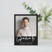 Modern Bold Script Photo Black Afstuderen Aankondigingskaart (Staand voorkant)