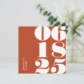 Modern Bold Terracotta Big Date Wedding Save The Date (Staand voorkant)