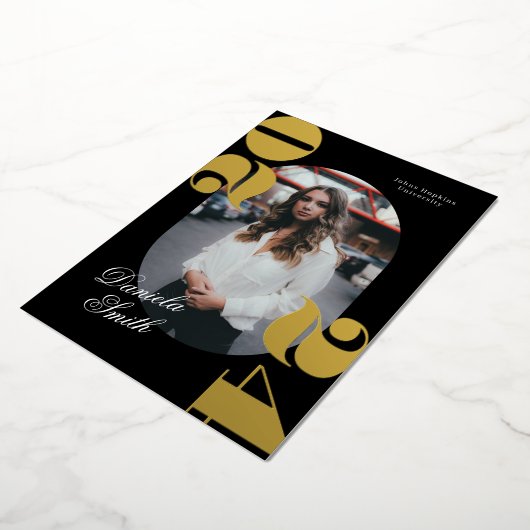 Modern Bold Typografie Klasse van 2024 Afstuderen Folie Uitnodiging (Gedraaid)