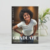 Modern Bold Typography Black and White Afstuderen Aankondiging (Staand voorkant)