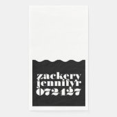 Modern Bold Wavy Lijst Zwart Wit Bruiloft Servet (Voorkant)
