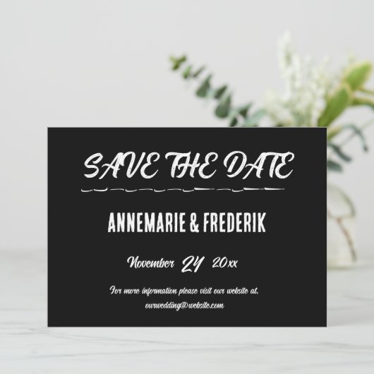 Modern Bold Zwart & Wit Script Save The Date (Staand voorkant)