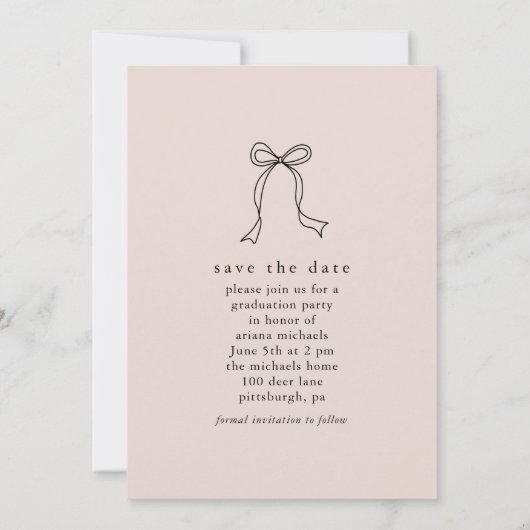 Modern Bow Blush Photo Afstuderen Bewaar de datum Aankondiging (Achterkant)