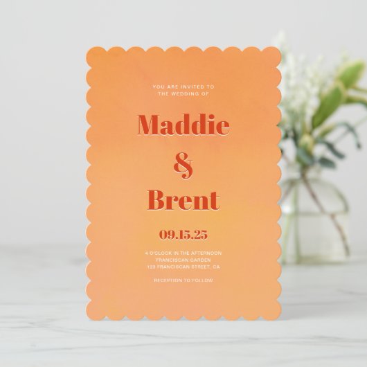 Modern Bright & Bold Gradient Oranje Bruiloft Kaart (Staand voorkant)