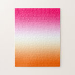 Modern Bright Roze Wit en Oranje Ombre Legpuzzel<br><div class="desc">Een driekleurige roze, witte en oranje gradiënt. Voeg tekst toe als je je eigen ontwerp wilt creëer. Creëer uw eigen uitdagende puzzel met een eenvoudige kleurengradiënt. Meisjes ombre. Dit is een groot afbeelding dat goed overdraagt naar andere geschenken.</div>